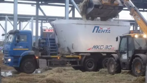 кормосмеситель Пента МКС-30  КАМАЗ в Ипатове 2