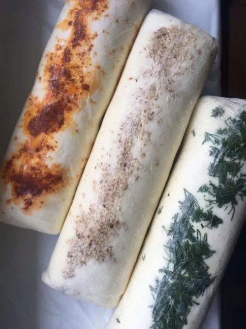 фотография продукта Сыры и рулеты на основе 100% сулугуни