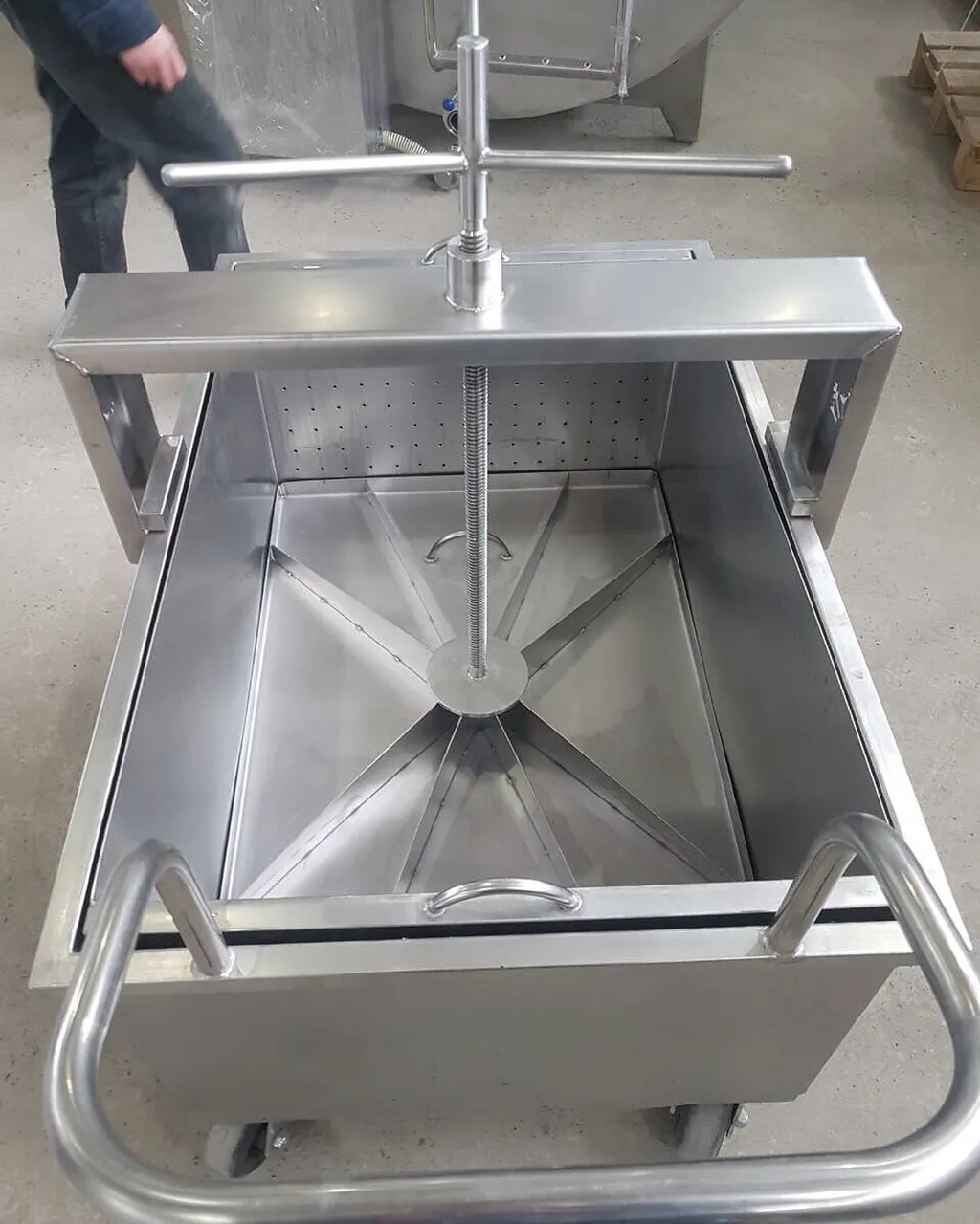 пресс-тележка от 50  до 1000л в Ижевске и Удмуртской республике 19