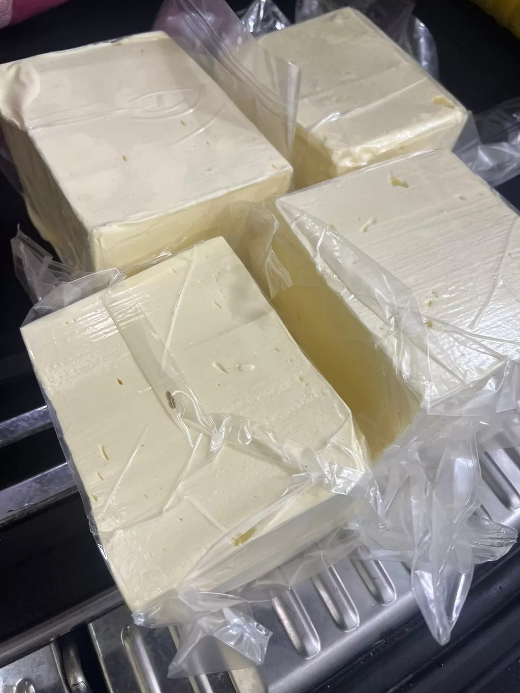 сливочное масло 82% жирности в Москве