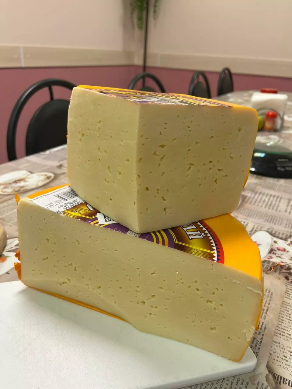 Фотография продукта Сыр натуральный ГОСТ 50%