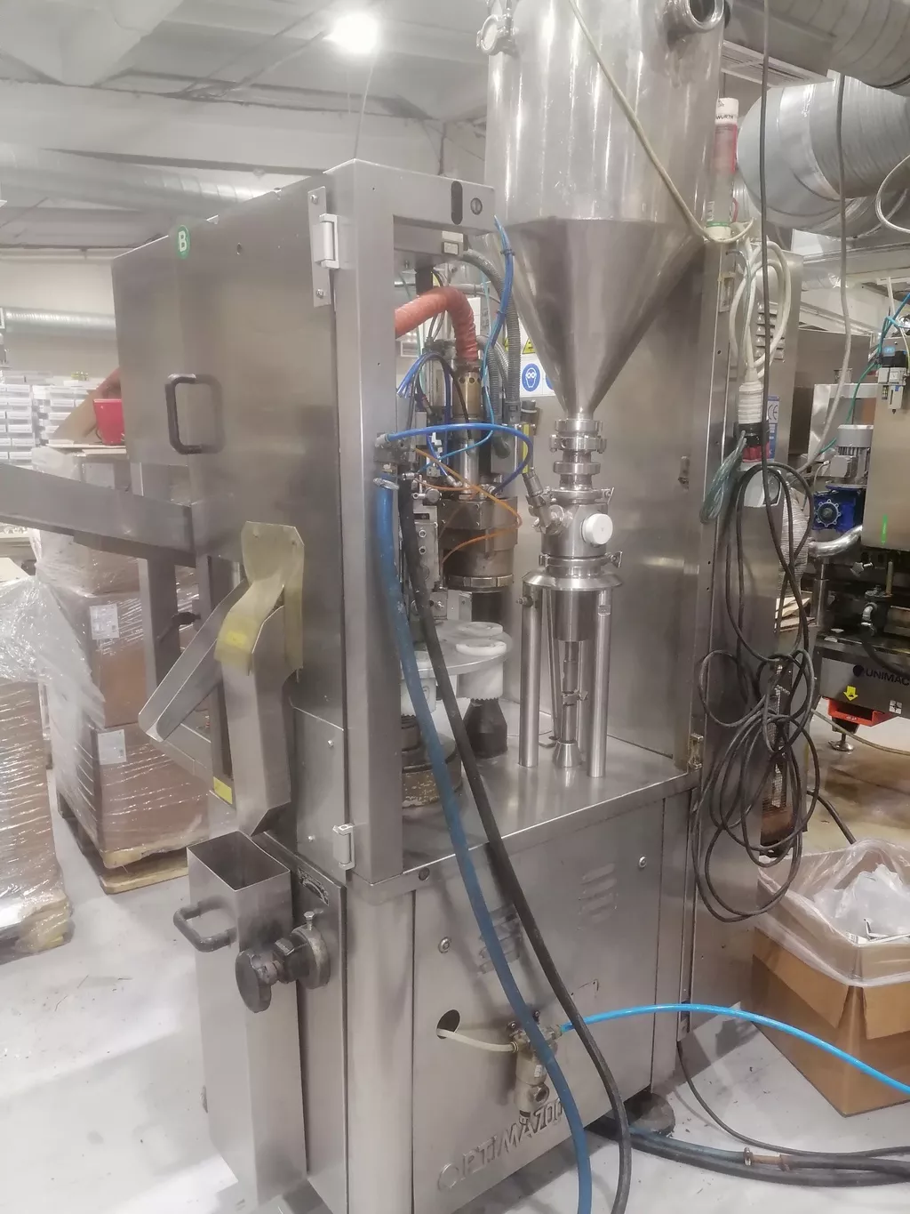 б/у машину для наполнения туб axomatic  в Санкт-Петербурге 4