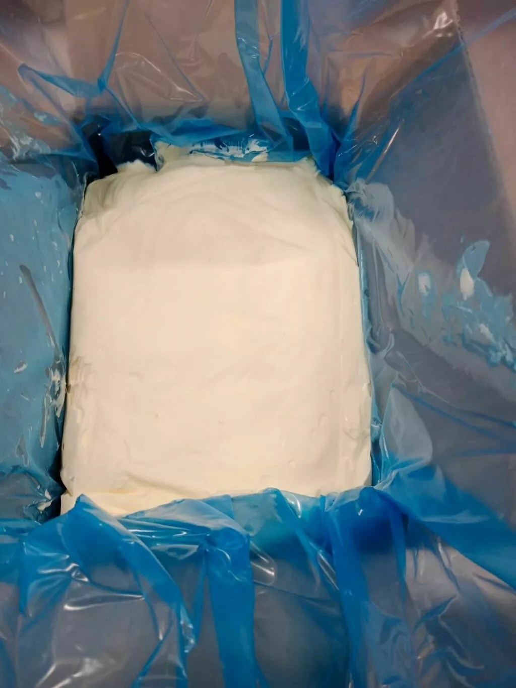 фотография продукта Масло сливочное под вашей тм